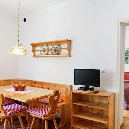 Casa Carla - Cozy With Garden -8 Km To Bellagio! Apartment *